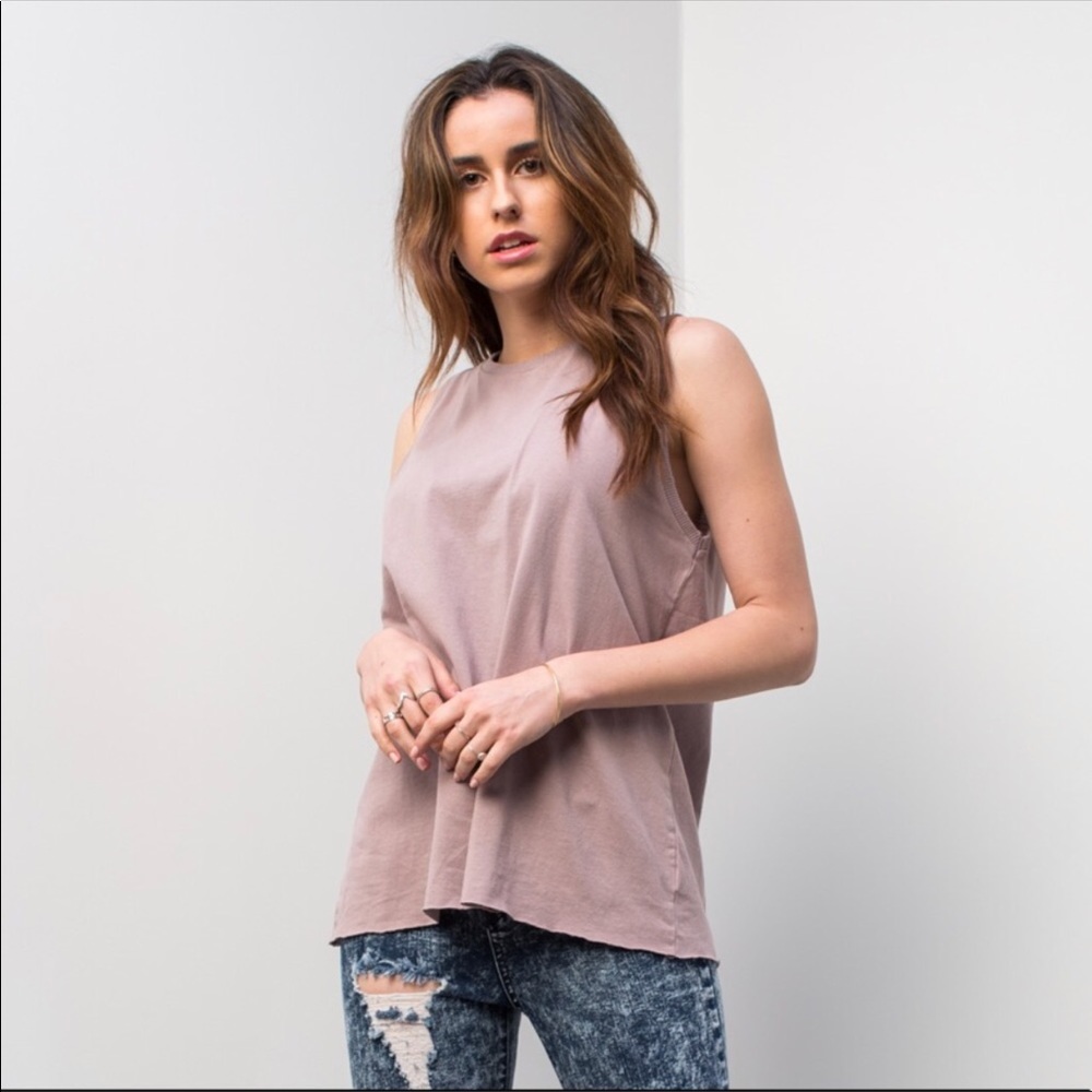 Vintage look tank top.